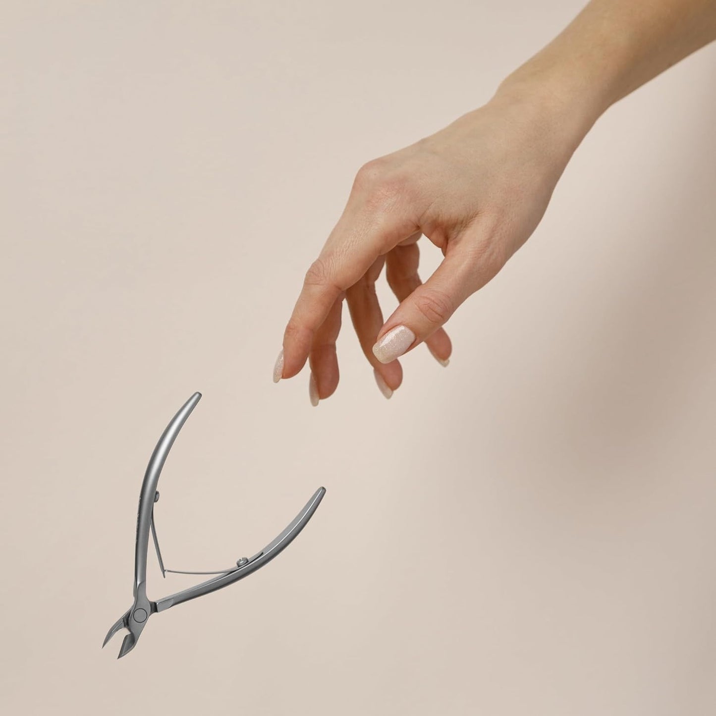 Staleks Pro SMART 31 Cuticle Nippers – 7mm Blade Cuticle Trimmer – Sharp & Durable Stainless Steel – Professional Manicure Tool