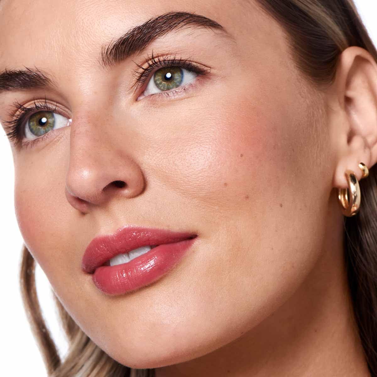 Effortless Lips 3-in-1 everyday sheer-buildable lip formula (Tulip, 0.06oz)