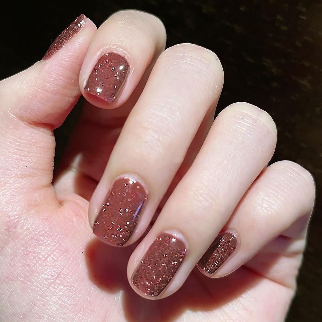 Nail Polish Strips, 32PCS Salon Quality Wraps, Long Lasting Gel Nail Stickers for Women Easy Apply& Remove (Champagne Flames Gold)