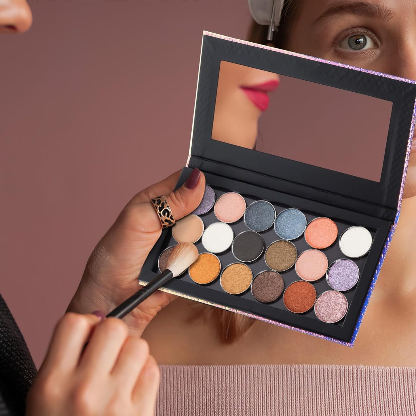 Beaupretty Empty Magnetic Eyeshadow Palette Mermaid Makeup Palette with Mirror Round Metal Pans and Depotting Spatula Set