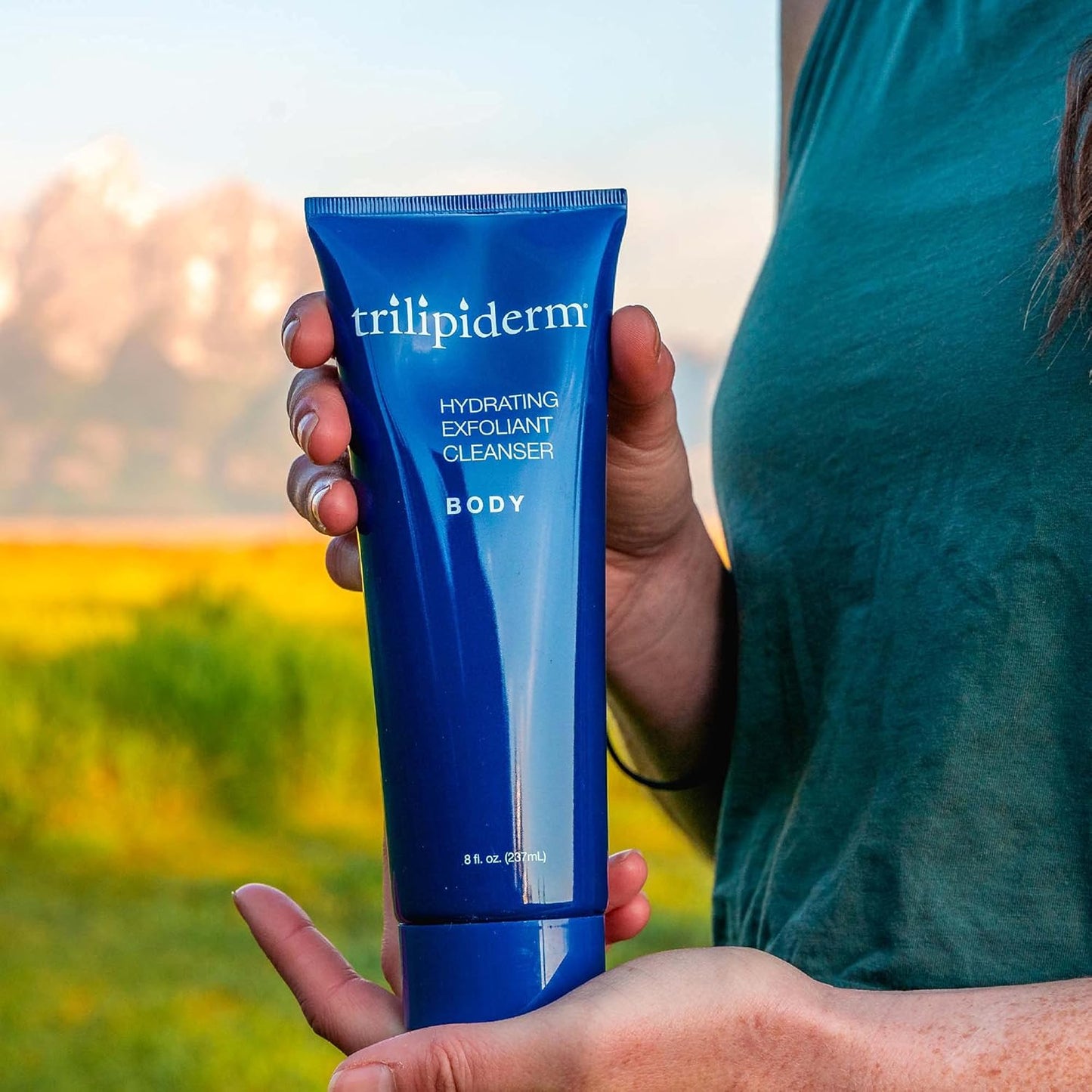 Trilipiderm Hydrating Exfoliant Cleanser – BODY, Antioxidant-Rich 3-in-1 Body Wash, Scrub and Hydrator, 3 Ounce Tube