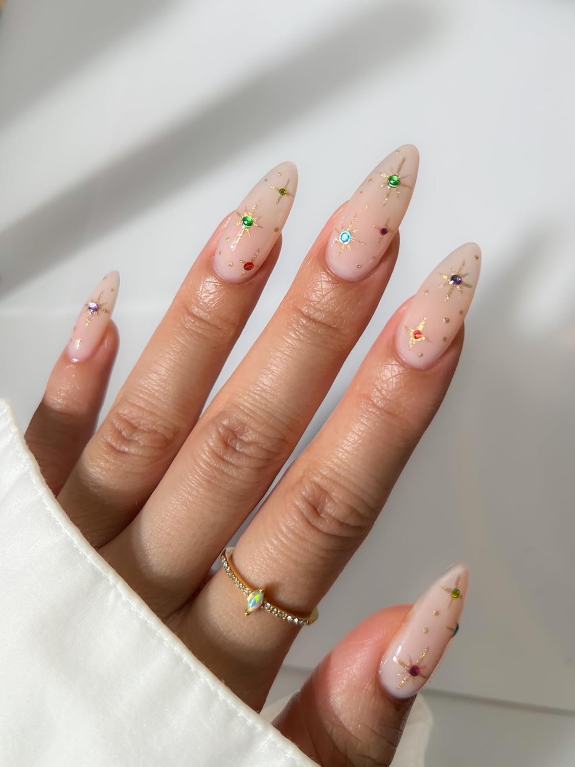 Jewels Nail Stickers - Lightweight & Easy-to-Apply Nail Art with Cute & Trendy Designs - Durable & Long-Lasting Nail Stickers for Women, Ideal for DIY Manicures