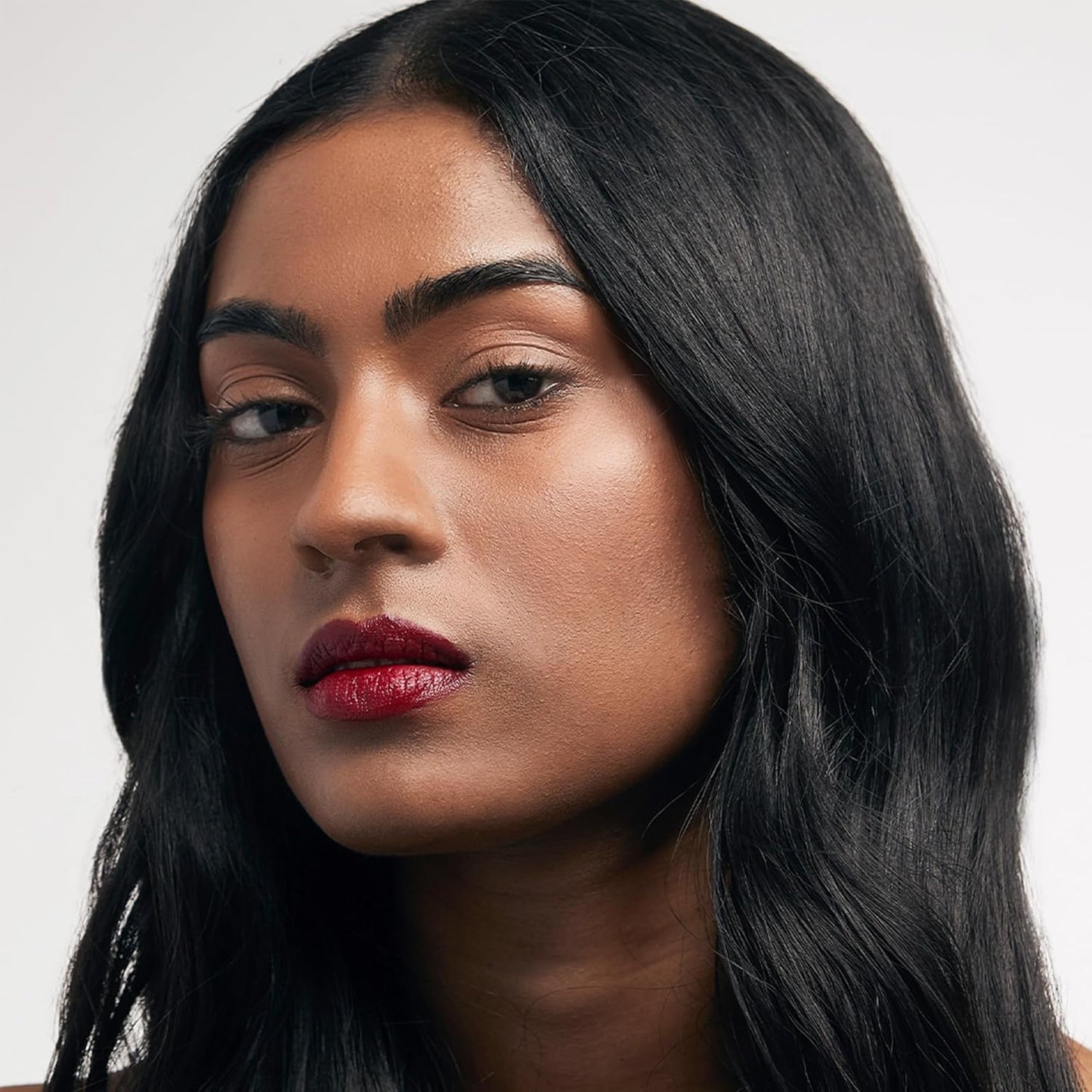 VASANTI Cosmetics Matte Crush Lipstick Pencil (Berry First Kiss - Rich Plum Berry) - Long lasting, Water resisitant & Smudge proof - High Pigmented, Soft Matte Lip Liner Makeup