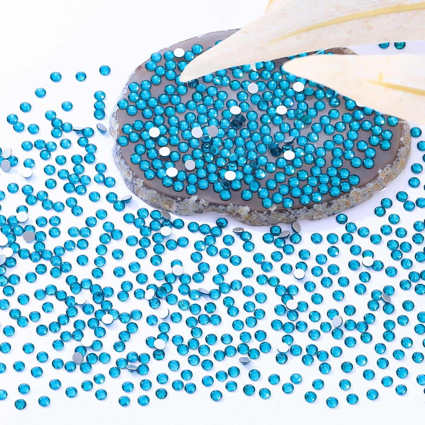 Malachite Blue Flatback Rhinestones, Glass Rhinestones for Nail Art and Craft, Glue Fix, Loose Crystal Gemstones(Malachite Blue, SS8, 2880pcs, 2.3-2.5mm)