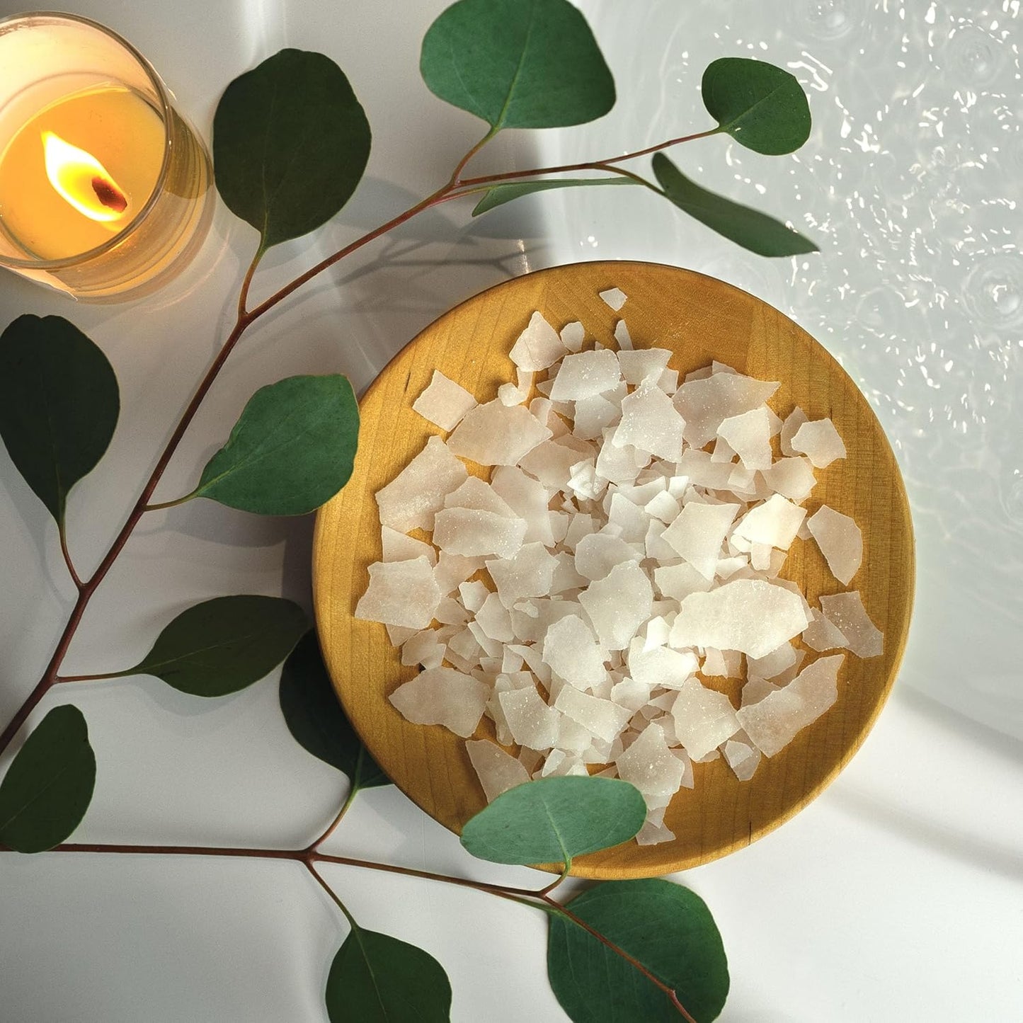 Village Naturals Therapy Muscle Magnesium Bath Flakes, Eucalyptus, Mint & Menthol Scent, 2.5 lbs